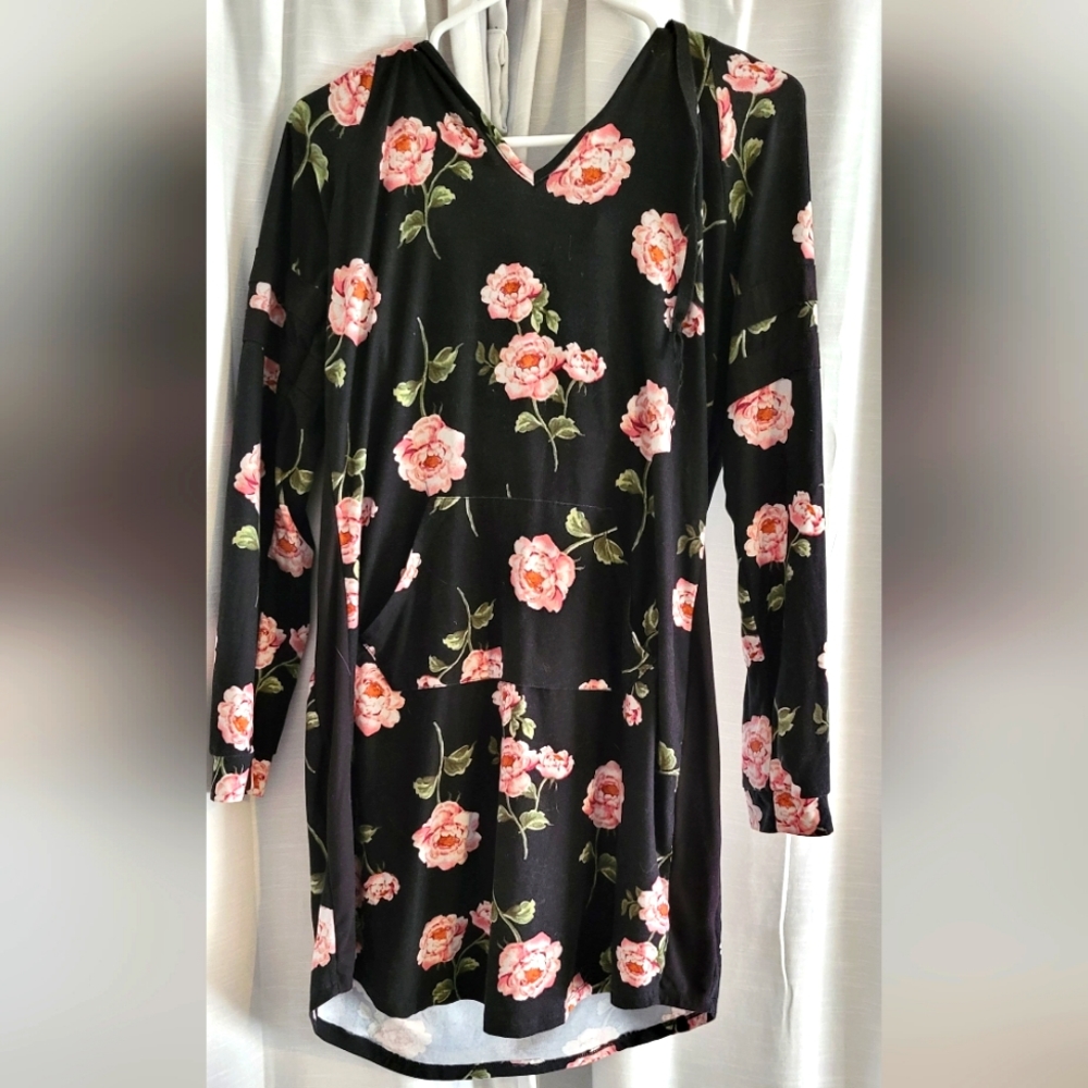 Rose long sleeve hoodie dress